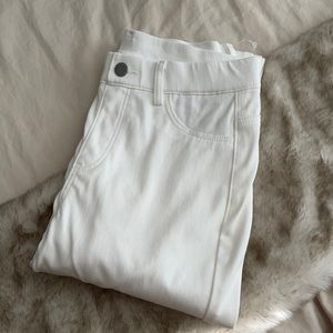 Uniqlo White Legging Jeans Size XS NWOT